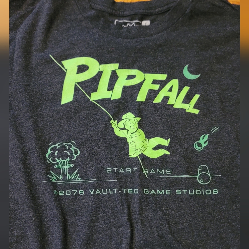pipfall fallout t-shirt the vault boy tee of the month